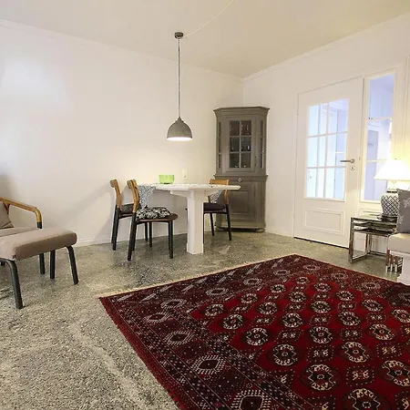 House Uthland, ווסטרלנד