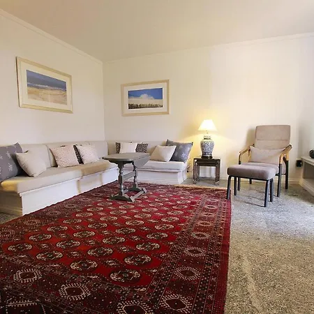 House Uthland, * ווסטרלנד